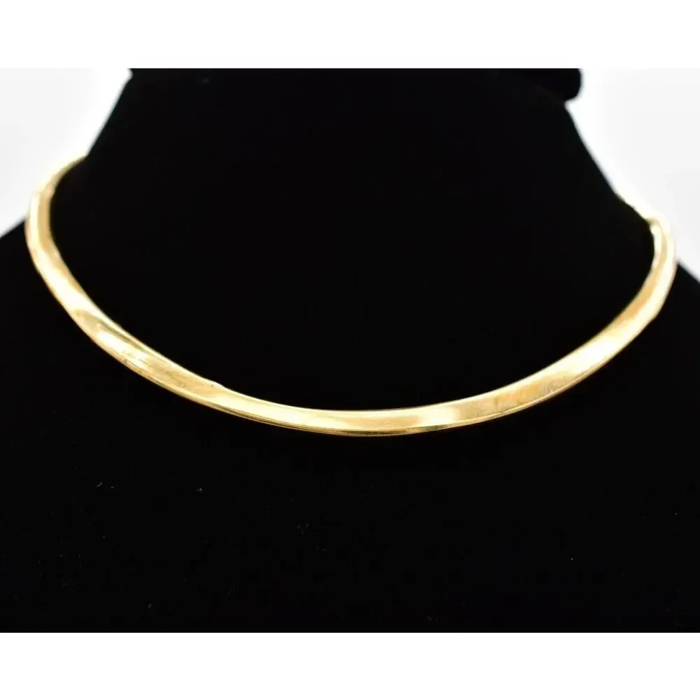 Vintage Modernist Choker Necklace Hammered Metal Antiqued Gold 1970s BinA17